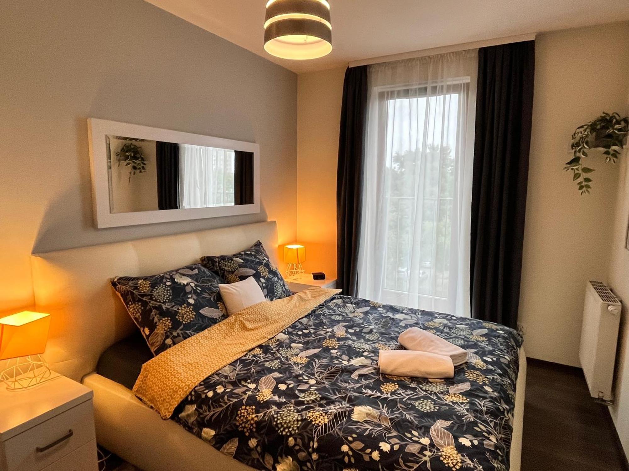 Cracow Stay Premium Apartments Free Parking - 3 X Room - 3 X Aircondition クラクフ エクステリア 写真